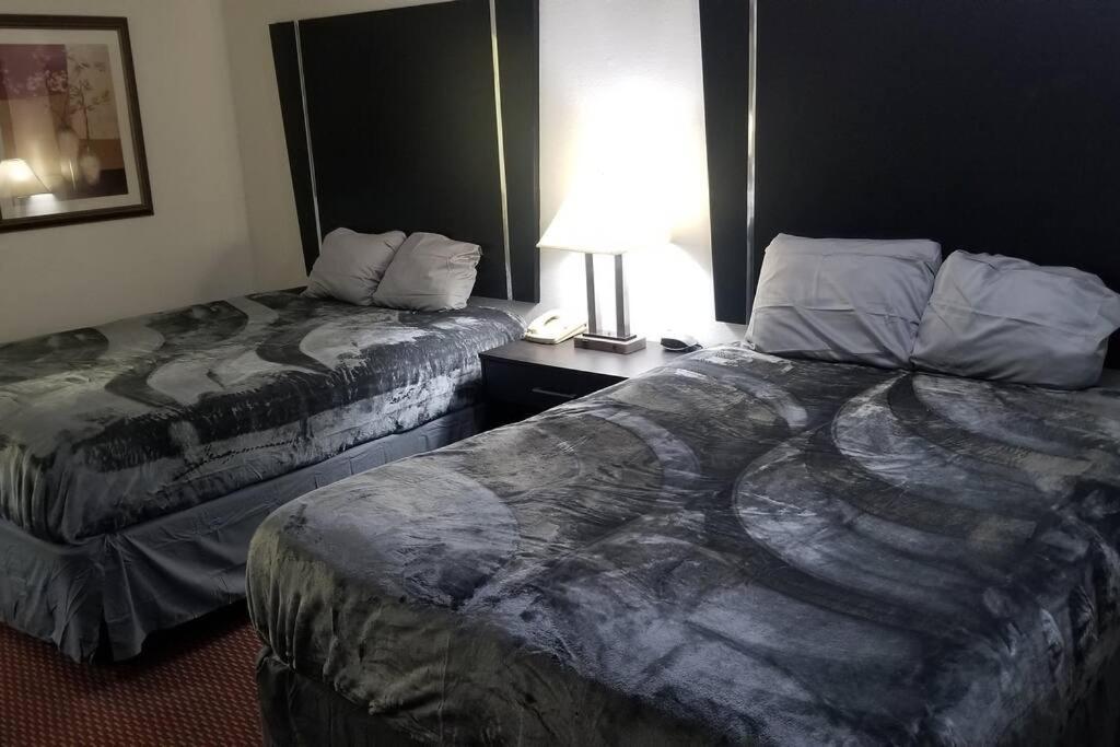 Hotel 2 Queen Beds Hotel Room 131 Wi-Fi Stillwater Exterior foto
